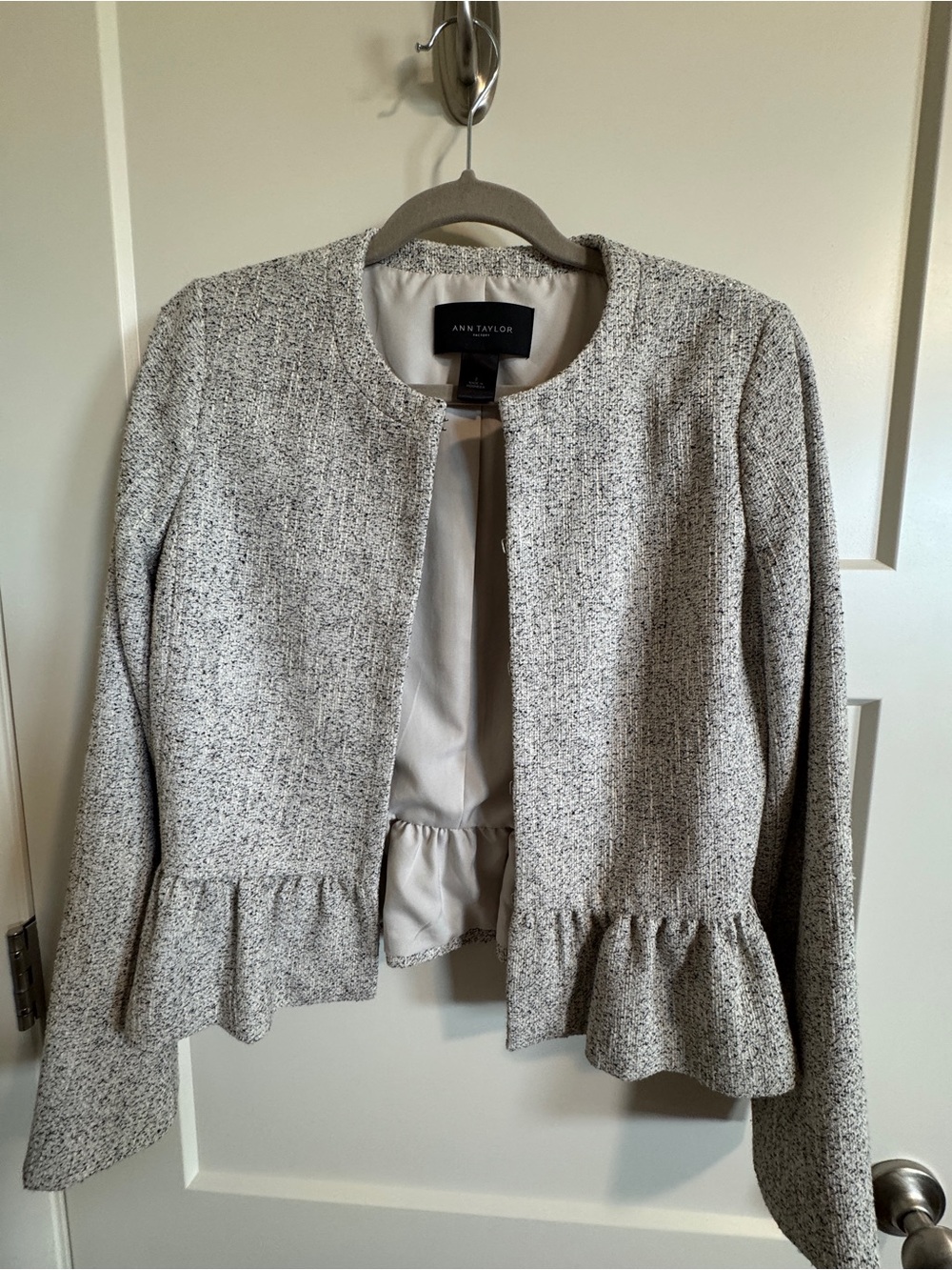 Ann Taylor Gray Tweed Peplum Blazer